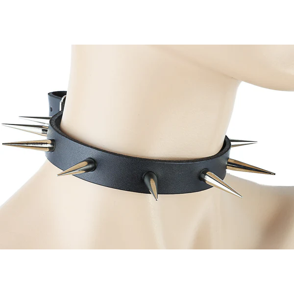 Tall Cone Spiked Choker